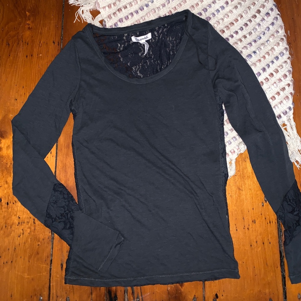 Lace Back Aero Shirt